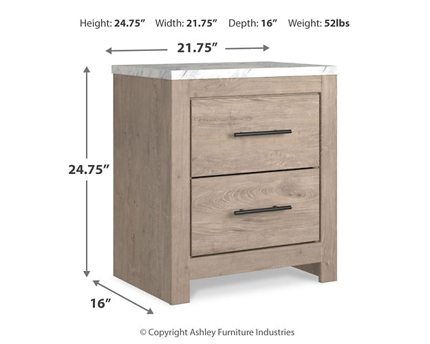 Senniberg King Panel Bed with Dresser and 2 Nightstands