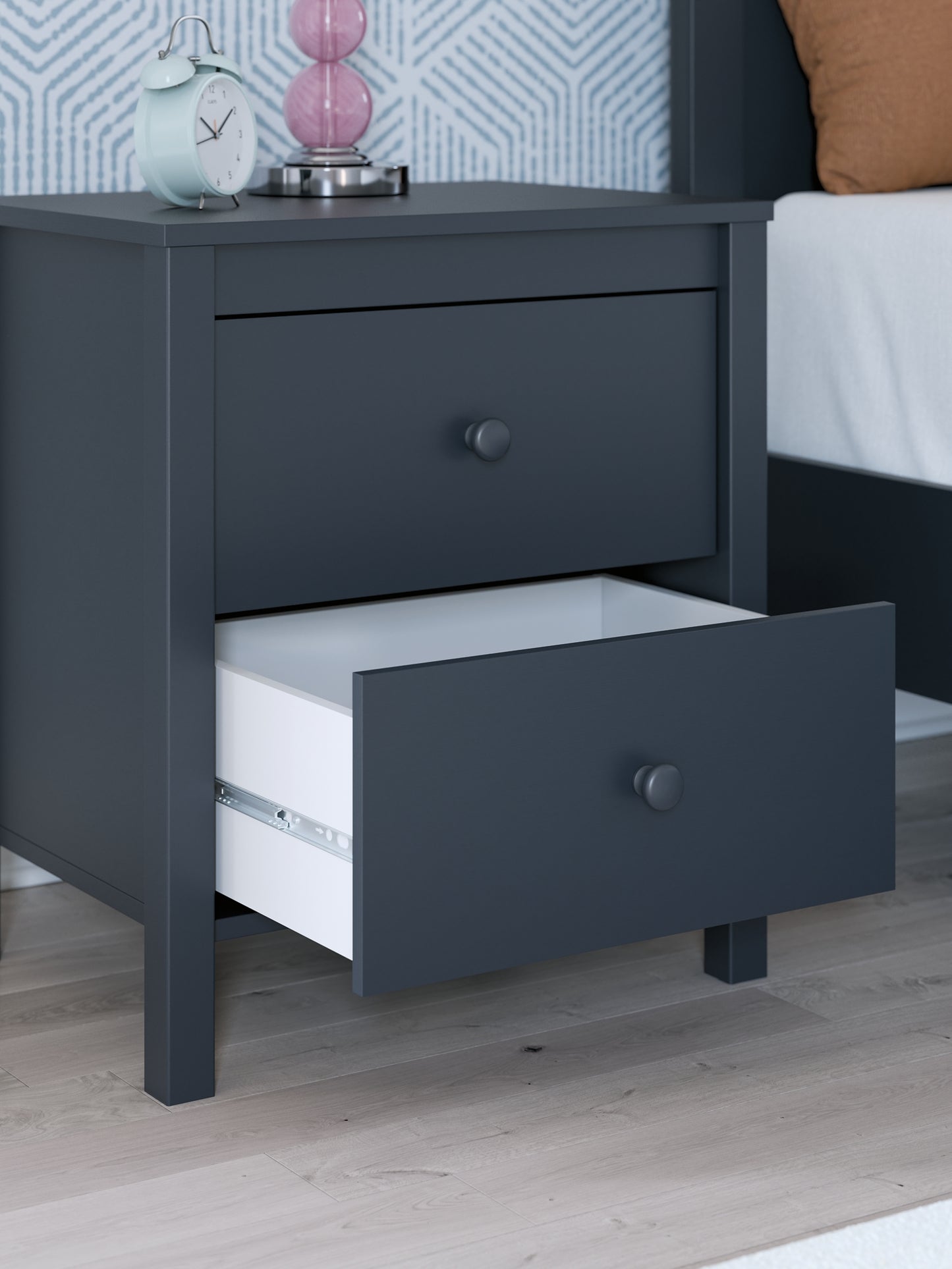 Simmenfort Twin Panel Headboard with Dresser and Nightstand