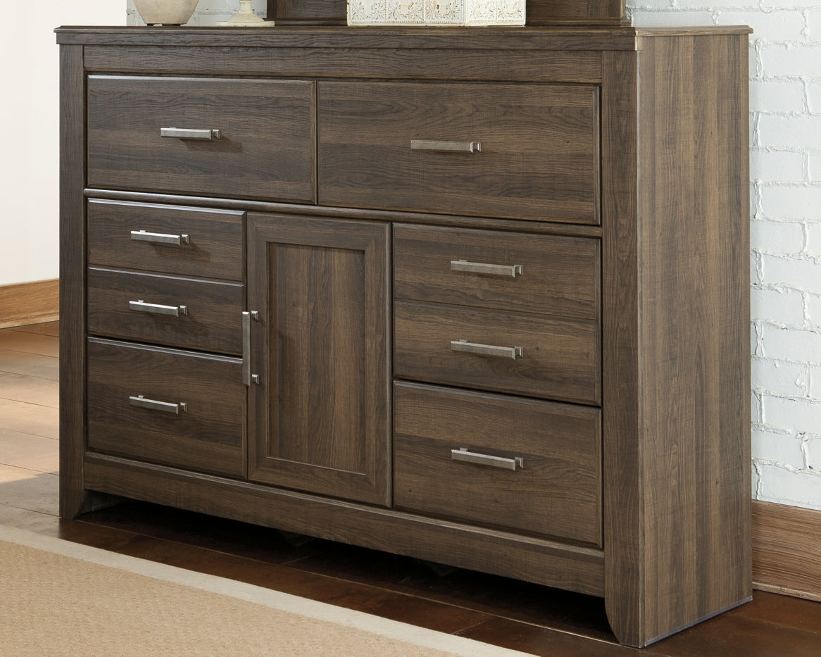 Juararo California King Panel Bed with Dresser