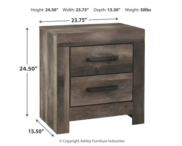 Wynnlow King Panel Bed with Mirrored Dresser, Chest and 2 Nightstands