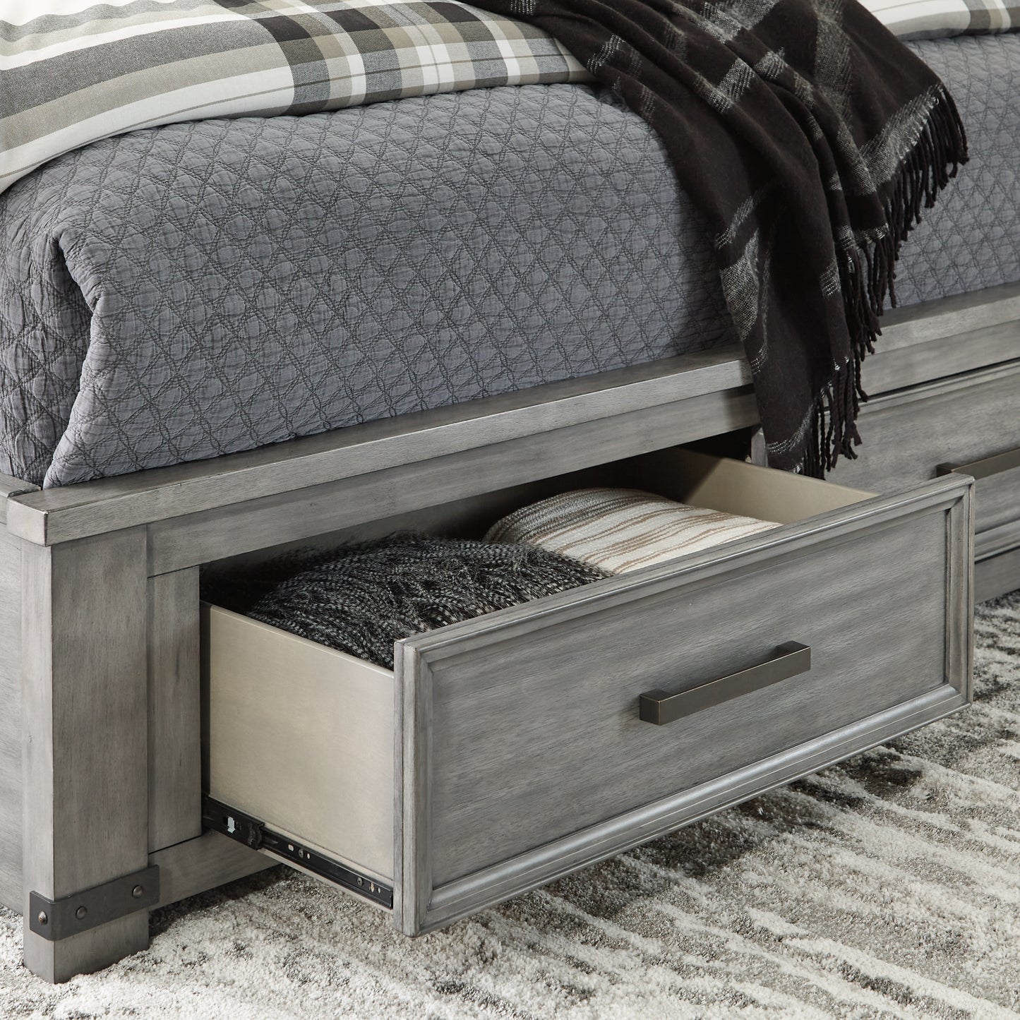 Russelyn California King Storage Bed with Dresser