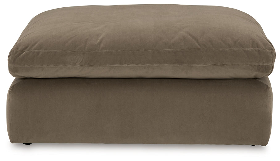 Sophie Oversized Accent Ottoman